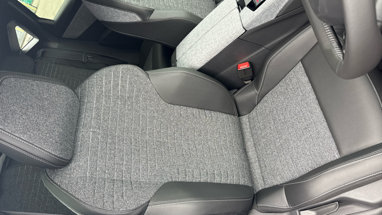 Peugeot 3008 1.2 Hybrid 145 Allure 5dr e-DSC6 Petrol Estate